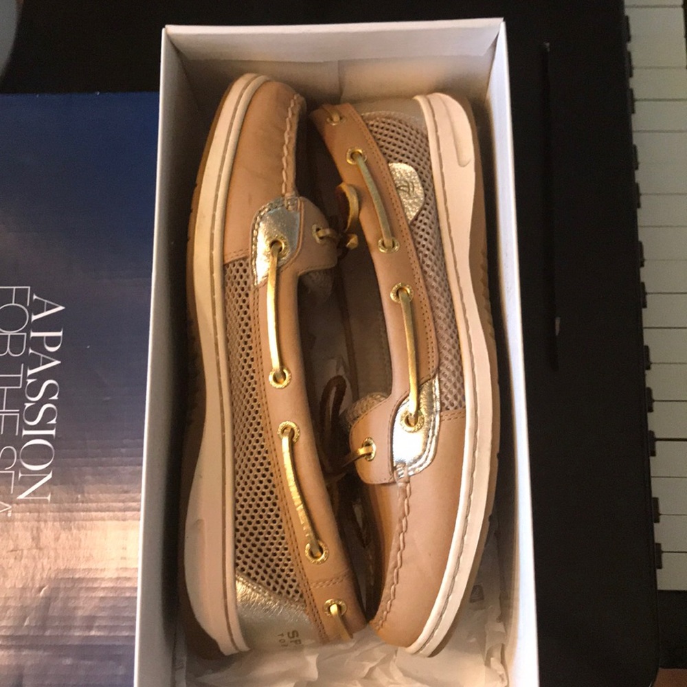 Sperry Angelfish Linen/gold mesh boat shoes 8.5